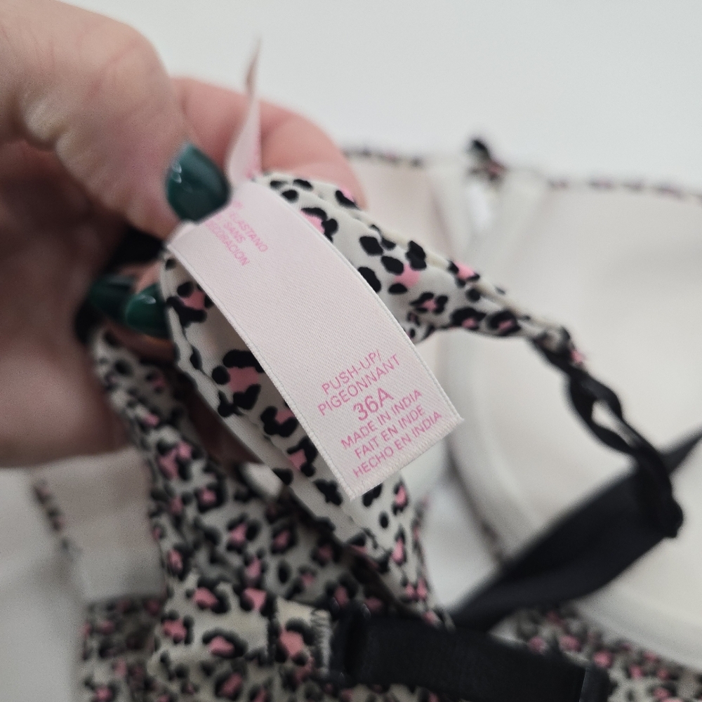 Victoria's Secret printed push-up bra - Picture 14 of 14